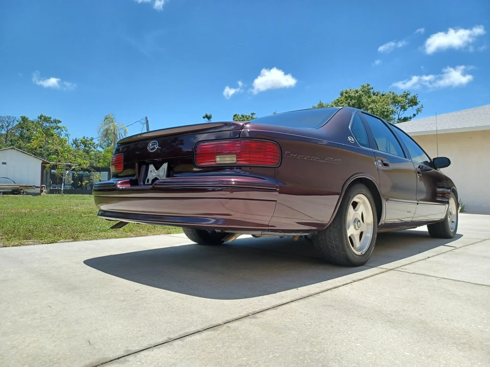 1995 Chevrolet Impala 7th Gen - Image 25 of 31