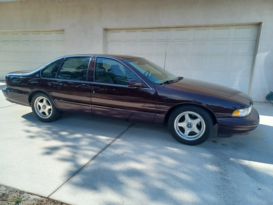 1995 Chevrolet Impala 7th Gen - Image 28 of 31