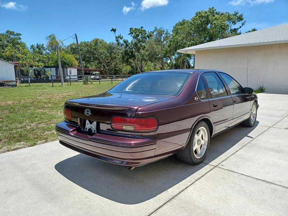 1995 Chevrolet Impala 7th Gen - Image 26 of 31