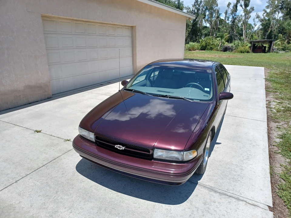 1995 Chevrolet Impala 7th Gen - Image 10 of 31