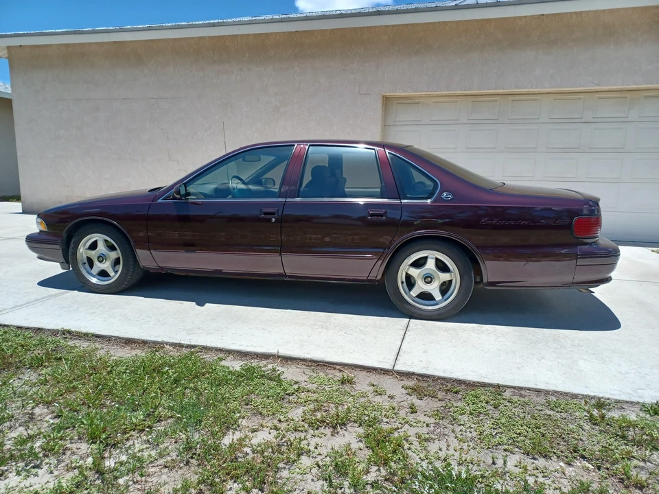1995 Chevrolet Impala 7th Gen - Image 18 of 31
