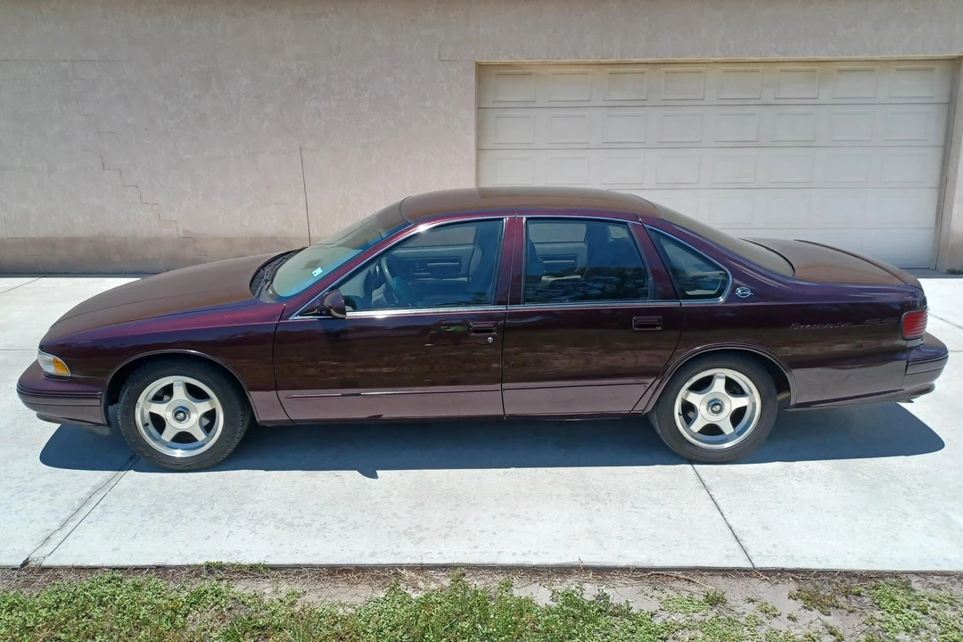 1995 Chevrolet Impala 7th Gen - Image 3 of 31