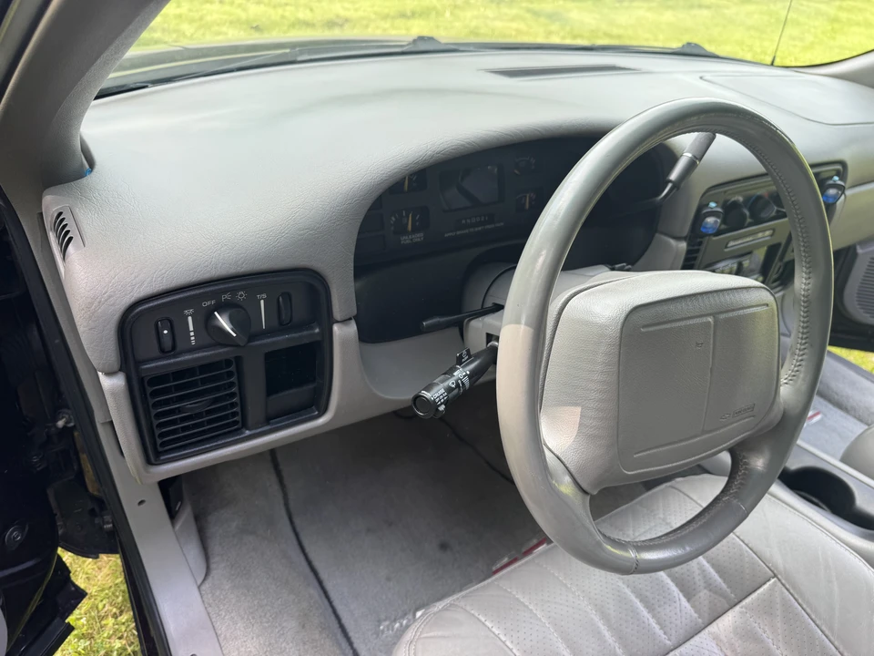 1995 Chevrolet Impala 7th Gen - Image 29 of 31