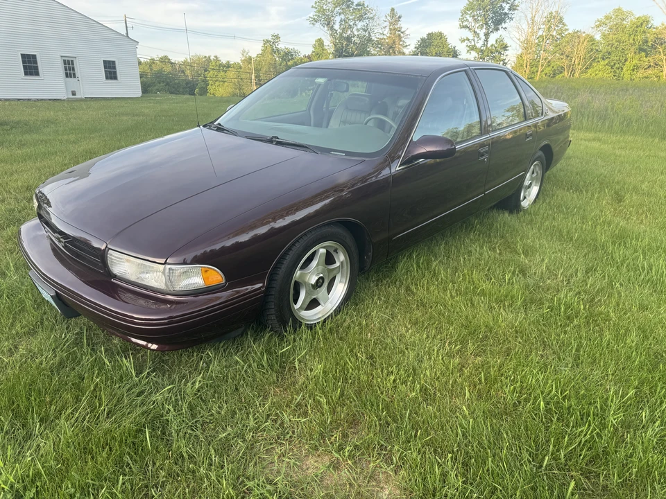 1995 Chevrolet Impala 7th Gen - Image 3 of 31