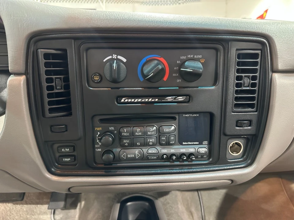 1995 Chevrolet Impala 8th Gen - Image 16 of 21