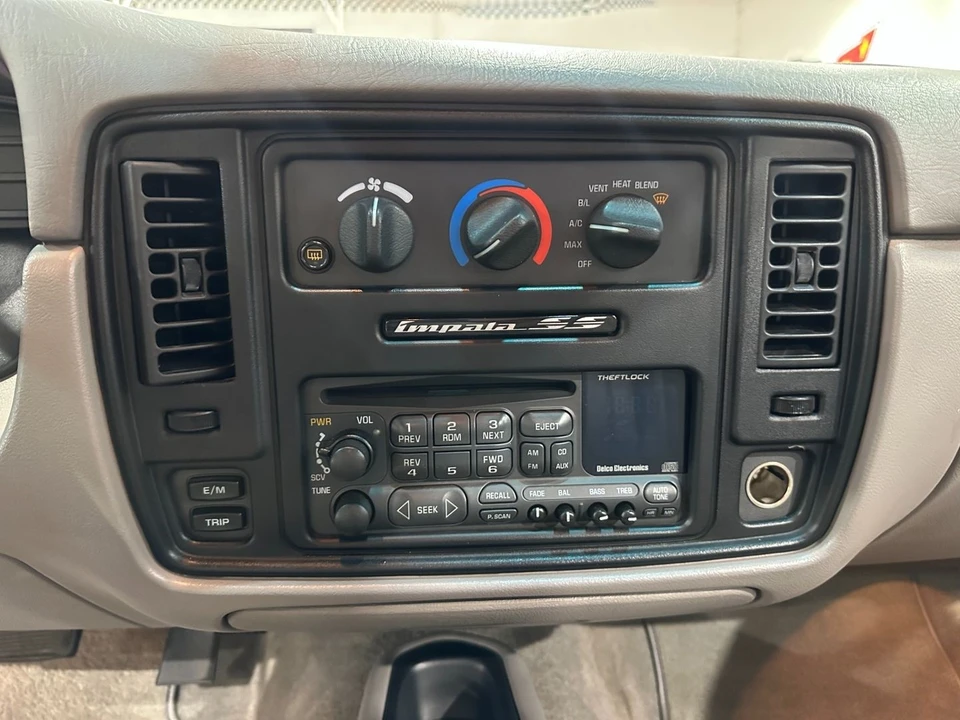 1995 Chevrolet Impala 8th Gen - Image 16 of 21