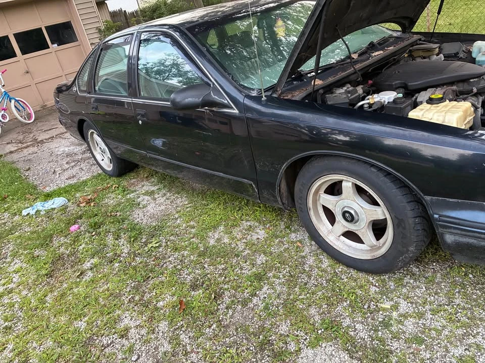 1995 Chevrolet Impala 7th Gen - Image 2 of 4