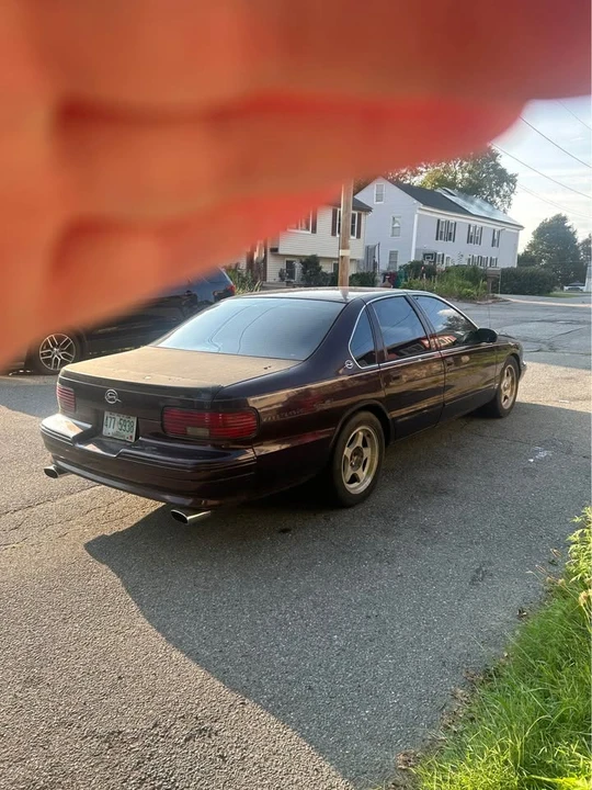 1995 Chevrolet Impala 7th Gen - Image 3 of 8
