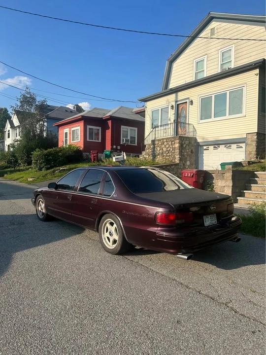 1995 Chevrolet Impala 7th Gen - Image 2 of 8