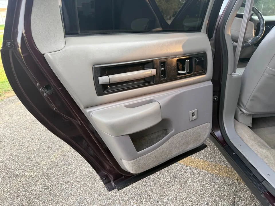 1995 Chevrolet Impala 7th Gen - Image 12 of 19