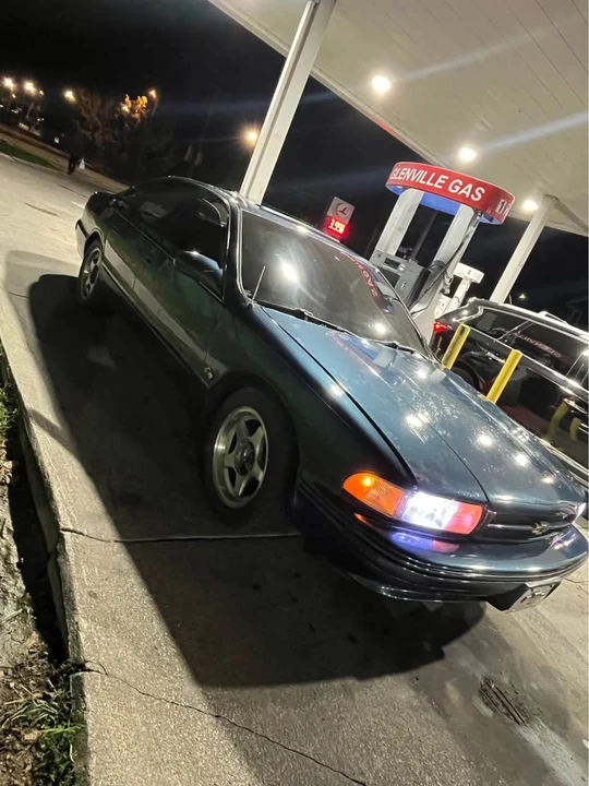 1995 Chevrolet Impala 7th Gen - Image 2 of 7