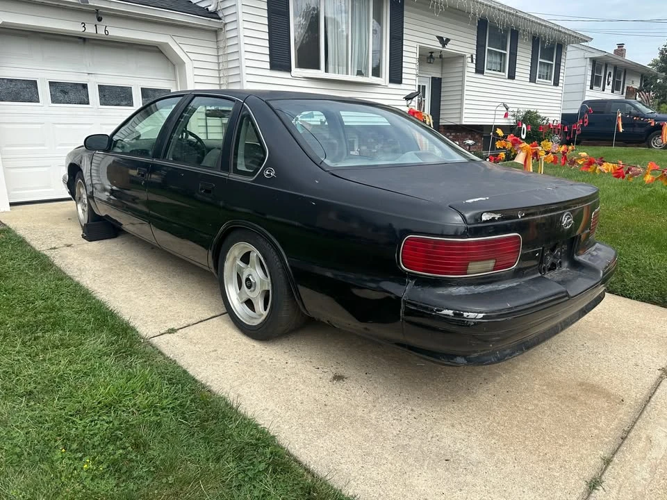 1995 Chevrolet Impala 7th Gen - Image 3 of 17