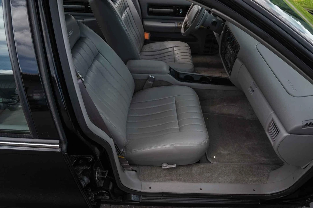 1995 Chevrolet Impala 7th Gen - Image 13 of 31