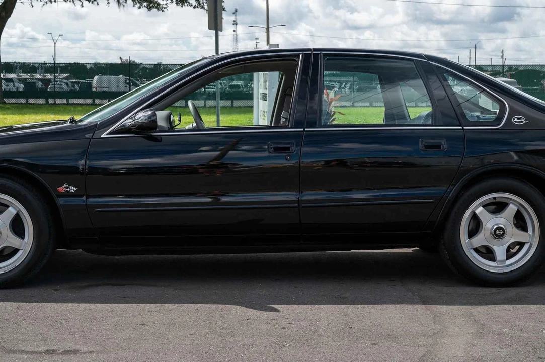 1995 Chevrolet Impala 7th Gen - Image 24 of 31