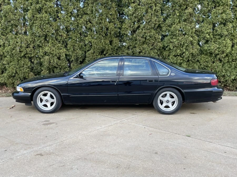 1995 Chevrolet Impala 7th Gen - Image 2 of 26