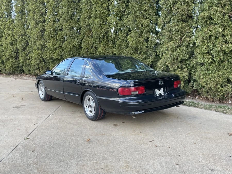 1995 Chevrolet Impala 7th Gen - Image 9 of 26