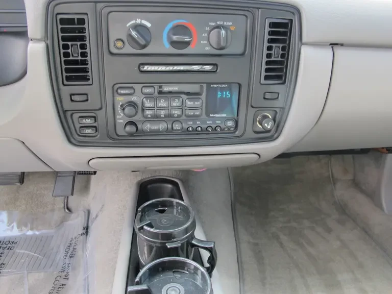 1995 Chevrolet Impala 7th Gen - Image 12 of 17