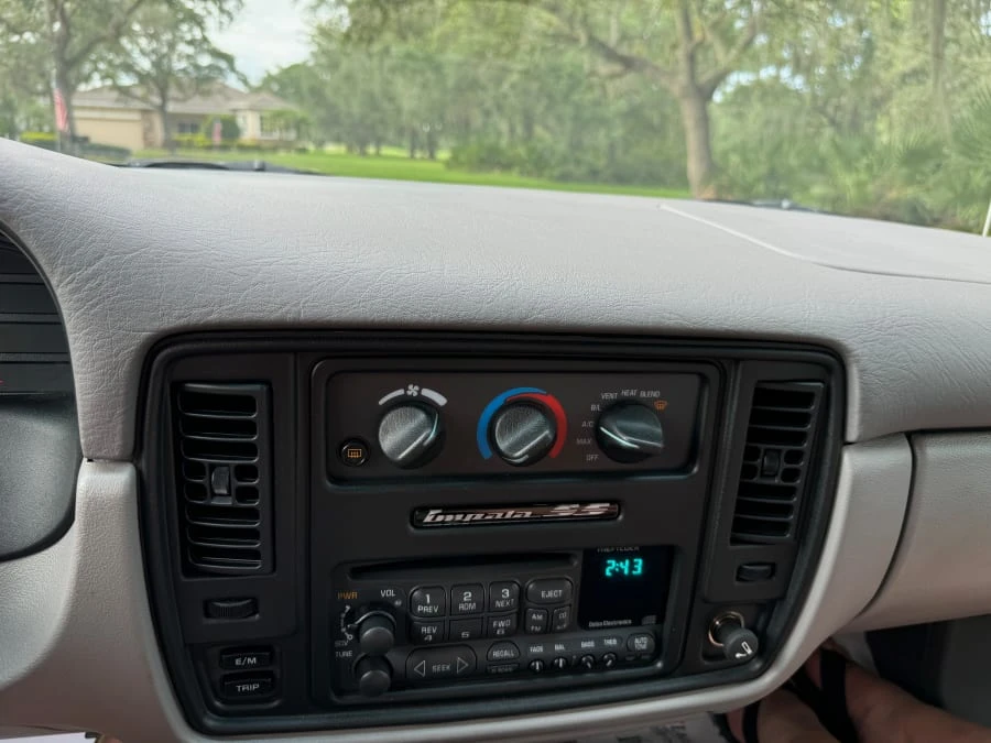 1995 Chevrolet Impala 7th Gen - Image 23 of 31