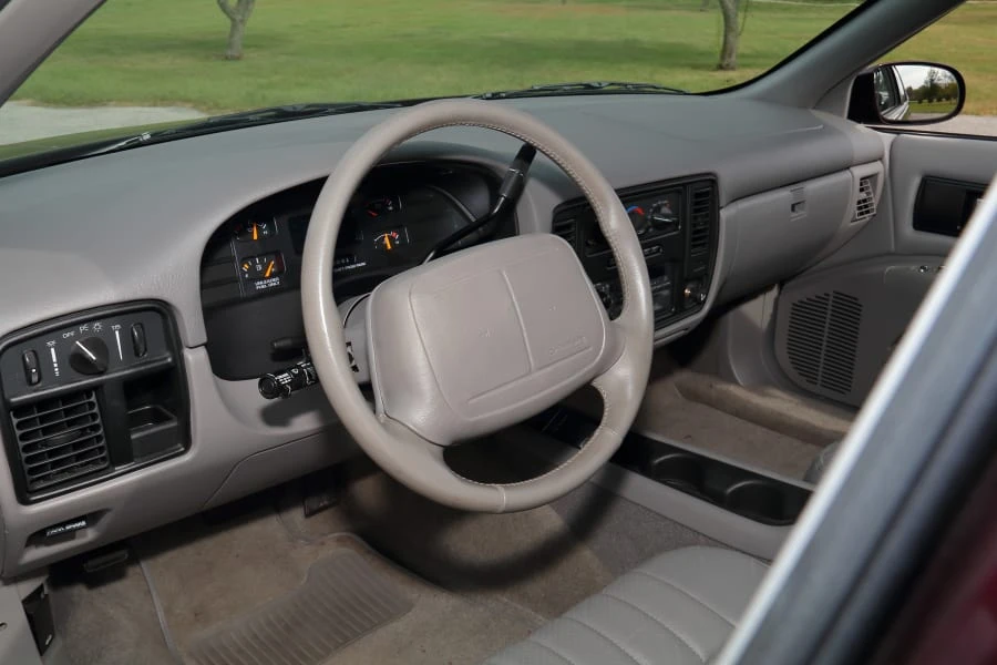 1995 Chevrolet Impala 7th Gen - Image 17 of 28