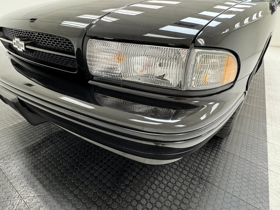 1995 Chevrolet Impala 7th Gen - Image 10 of 31