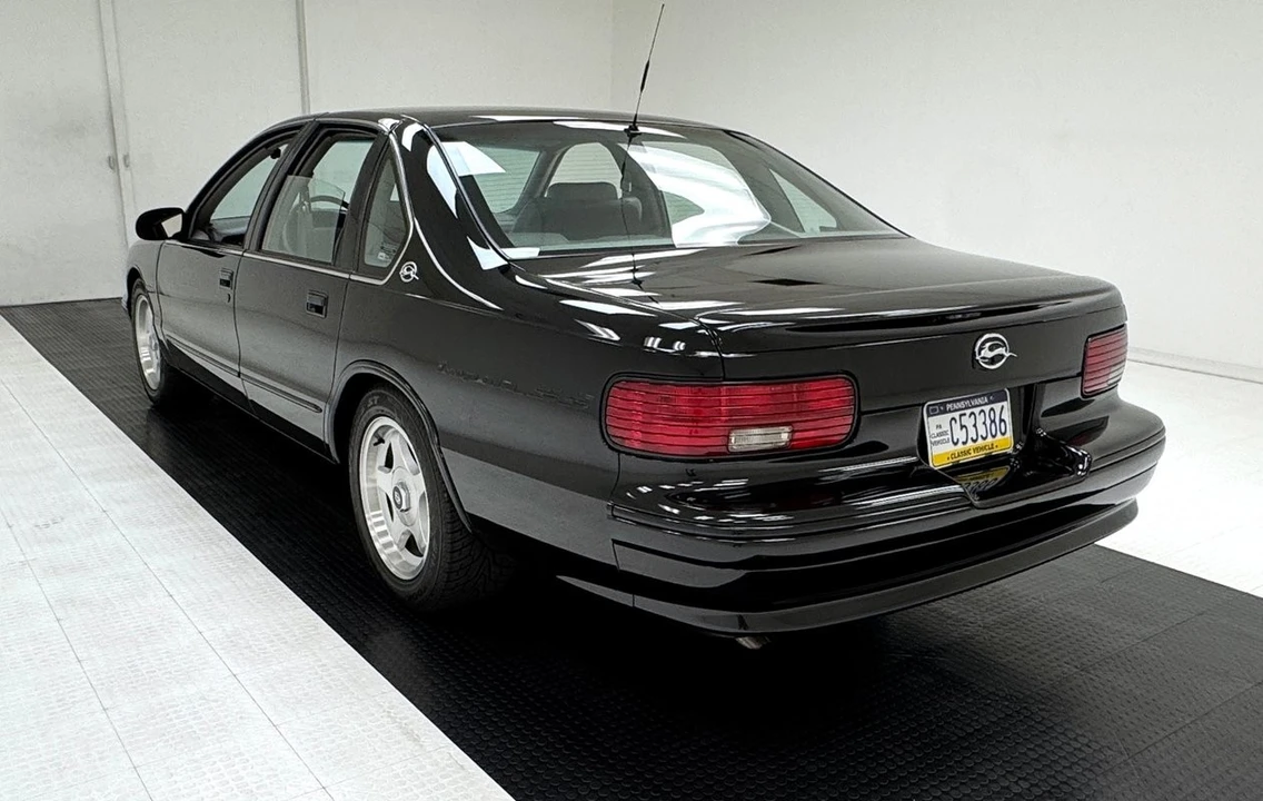 1995 Chevrolet Impala 7th Gen - Image 3 of 31