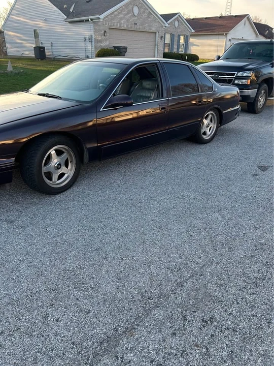 1995 Chevrolet Impala 7th Gen - Image 2 of 7