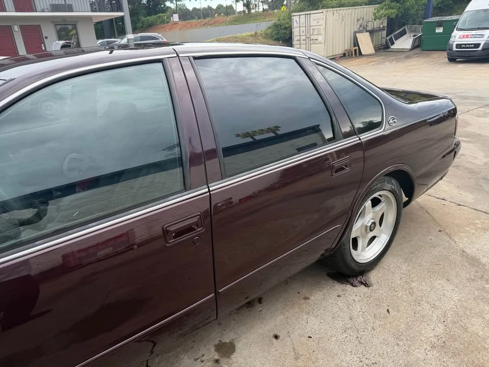 1995 Chevrolet Impala 7th Gen - Image 2 of 21