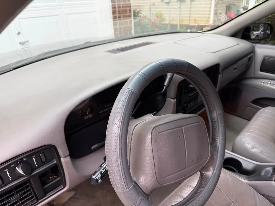 1995 Chevrolet Impala 7th Gen - Image 18 of 21