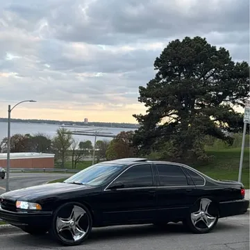 1995 Chevrolet Impala SS Sedan 4D