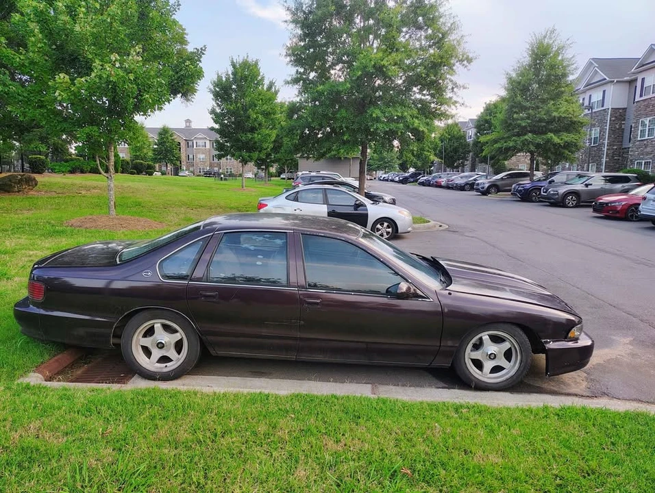 1995 Chevrolet Impala 7th Gen - Image 2 of 5