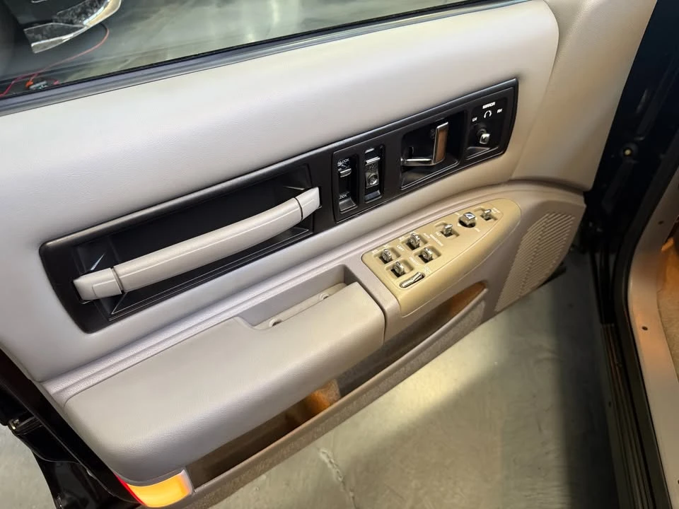 1995 Chevrolet Impala 7th Gen - Image 7 of 19
