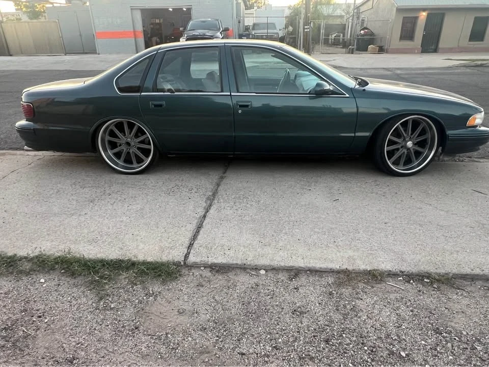 1995 Chevrolet Impala 7th Gen - Image 2 of 5