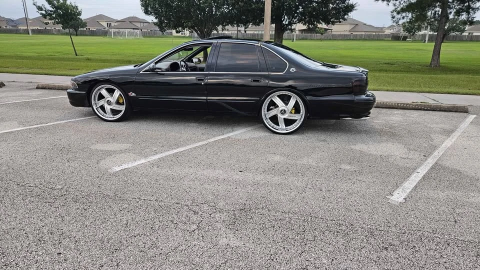 1995 Chevrolet Impala 7th Gen - Image 2 of 8