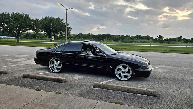 1995 Chevrolet Impala SS Sedan 4D