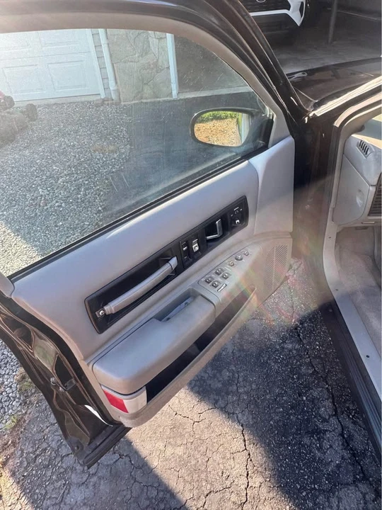 1995 Chevrolet Impala 7th Gen - Image 2 of 8