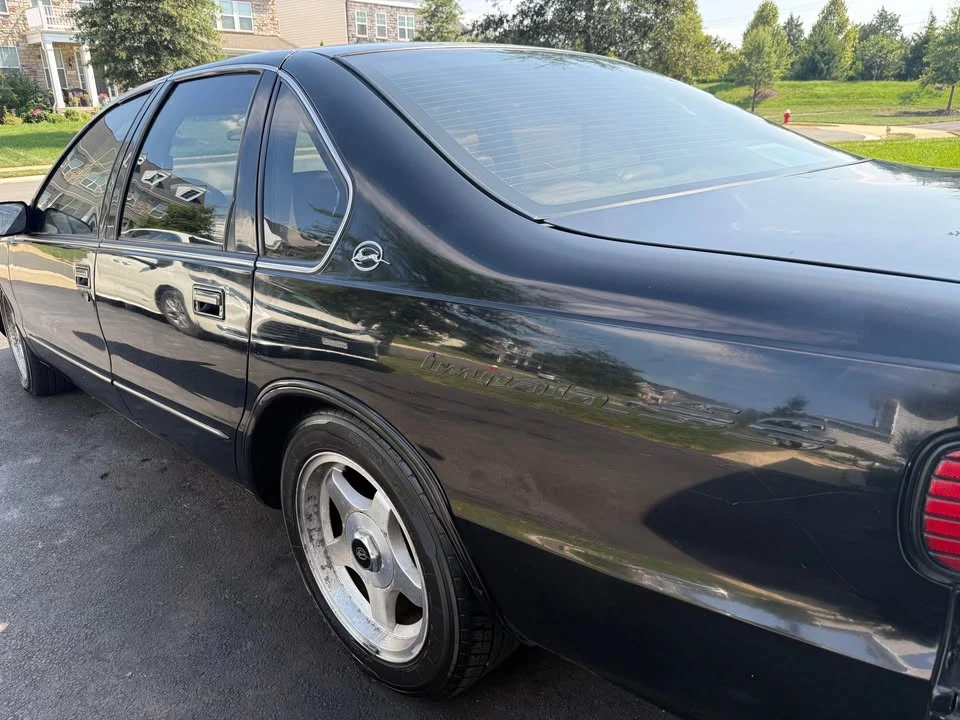 1995 Chevrolet Impala 7th Gen - Image 3 of 17