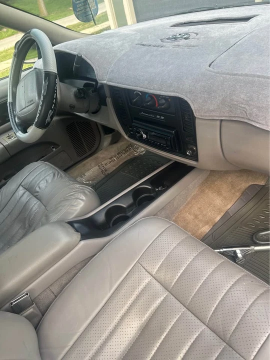 1995 Chevrolet Impala 7th Gen - Image 2 of 18