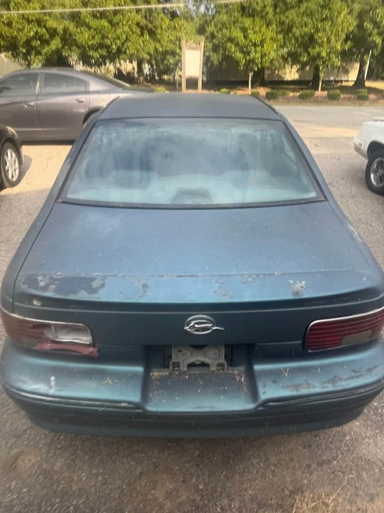 1995 Chevrolet Impala 7th Gen - Image 5 of 9