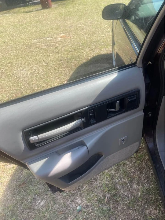 1995 Chevrolet Impala 7th Gen - Image 7 of 19