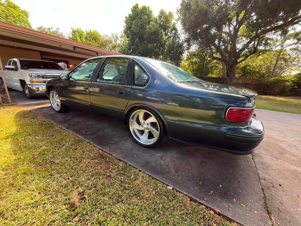1995 Chevrolet Impala 7th Gen - Image 2 of 4