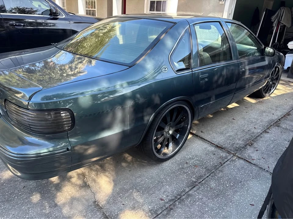 1995 Chevrolet Impala 7th Gen - Image 2 of 6