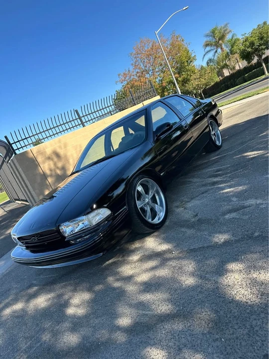 1995 Chevrolet Impala 7th Gen - Image 2 of 20