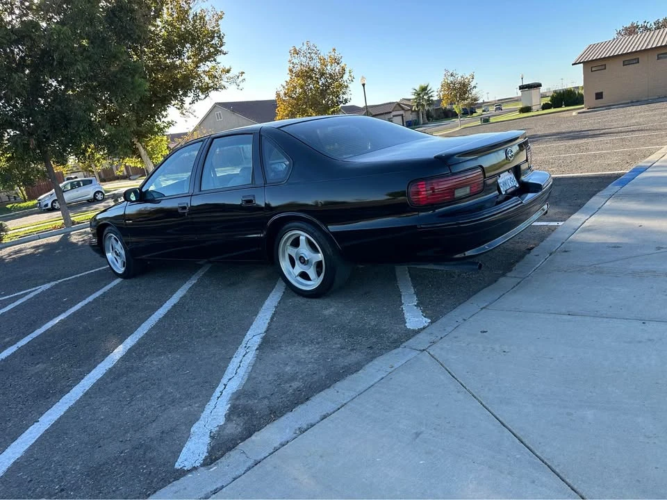 1995 Chevrolet Impala 7th Gen - Image 7 of 20