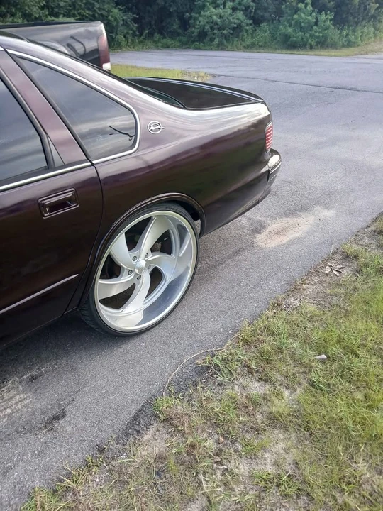 1995 Chevrolet Impala 7th Gen - Image 5 of 10