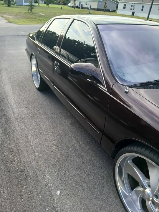 1995 Chevrolet Impala 7th Gen - Image 4 of 10