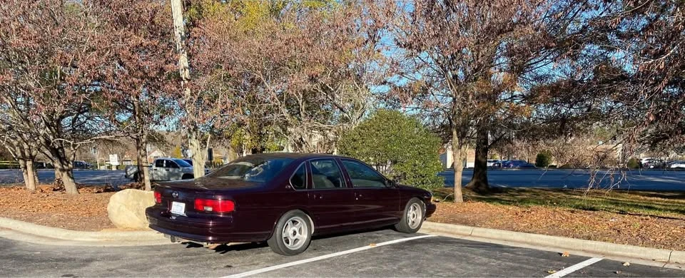 1995 Chevrolet Impala 7th Gen - Image 2 of 10