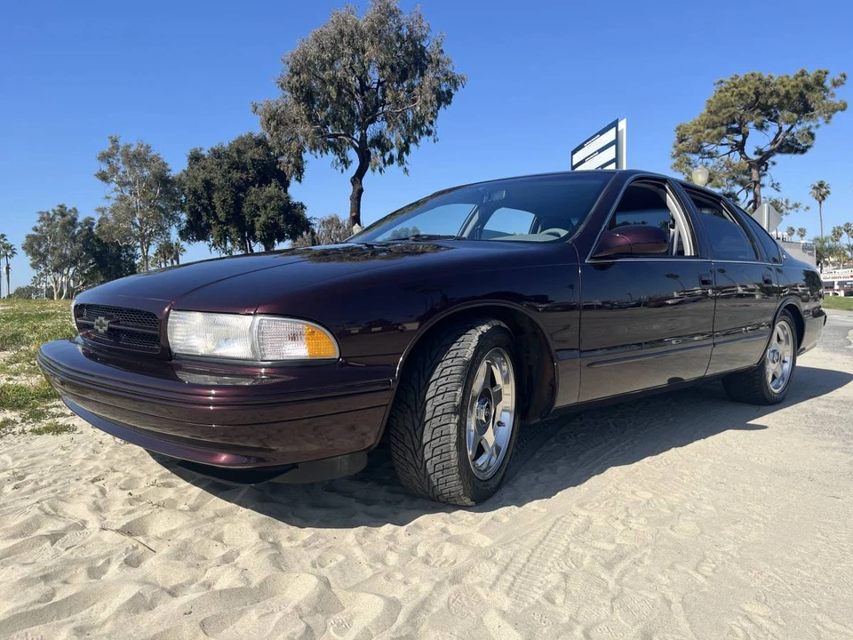 1995 Chevrolet Impala 7th Gen - Image 4 of 24