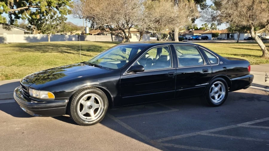 1995 Chevrolet Impala 7th Gen - Image 3 of 7