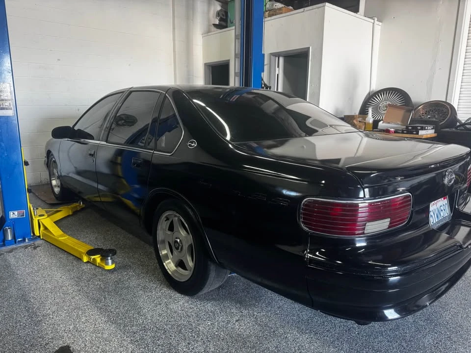 1995 Chevrolet Impala 7th Gen - Image 6 of 7