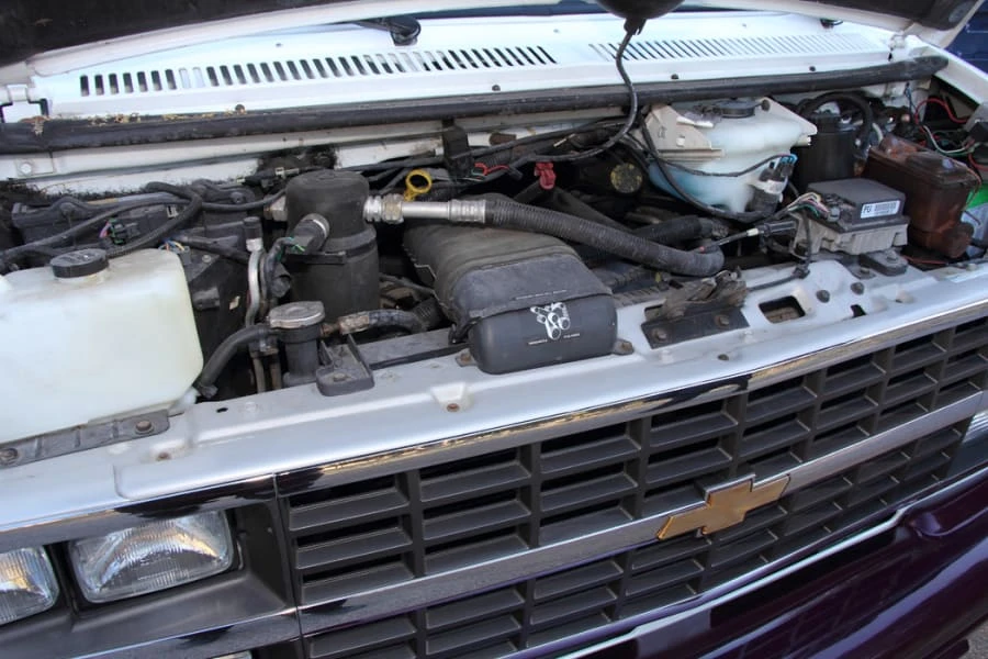 1995 Chevrolet - Image 8 of 12